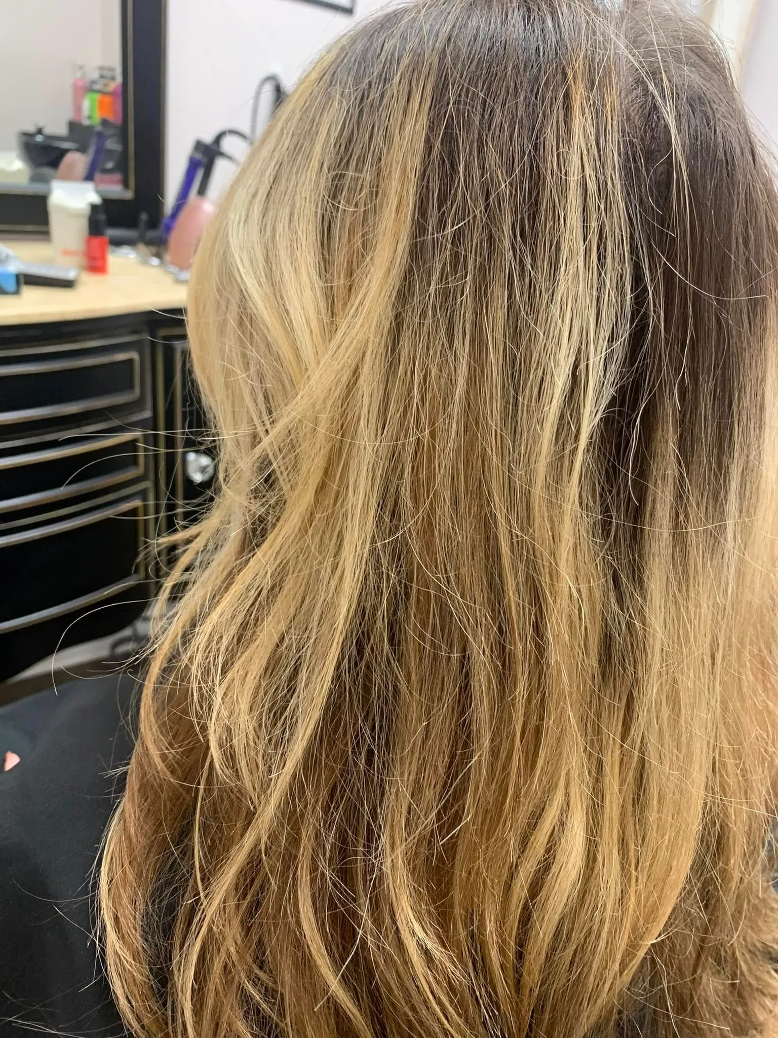Bright, blended blonde highlights