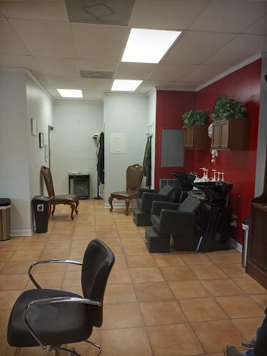 Shampoo and wash stations at Miracles Salon & Spa in Shallotte, NC